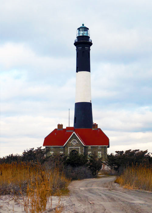 Approaching-the-Fire-Island-Lighthouse